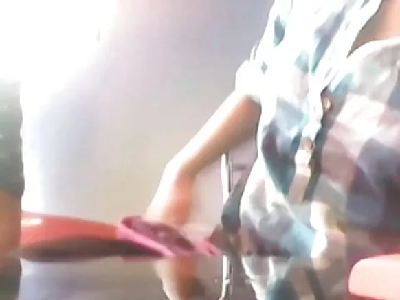 ସେକ୍ସି ମଲୁ ଲିଭିଂ ମଲୁ ପାରେଜା ଇନ୍ କାଫେ