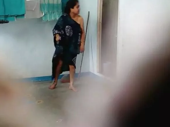 ଇଂରାଜୀ 5 ରେ ମାଉସୀ ସୁନୀତା ପୁରା ସେକ୍ସି