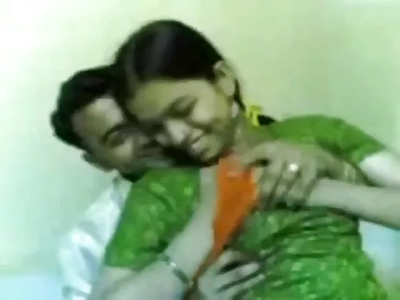 ହାର୍ଡ କିଶୋର ଟାଇଟ୍ ହାର୍ଡ ସେକ୍ସି ହିନ୍ଦୀକୁ ଦବାଇଲେ