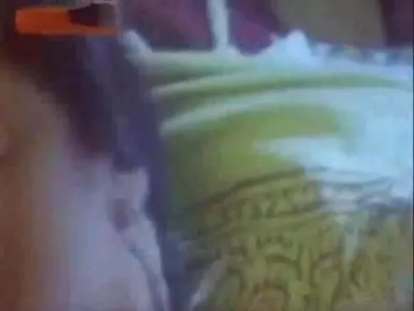 ହଟ୍ ଇଣ୍ଡିଆନ୍ ମାଉସୀ ହଟ୍ ମୁଭି ବଡ ବିଟ୍ ହୋଟେଲରେ ତାଙ୍କ ଗ୍ରାହକଙ୍କୁ ସନ୍ତୁଷ୍ଟ କରିବାକୁ ଚେଷ୍ଟା କରନ୍ତୁ