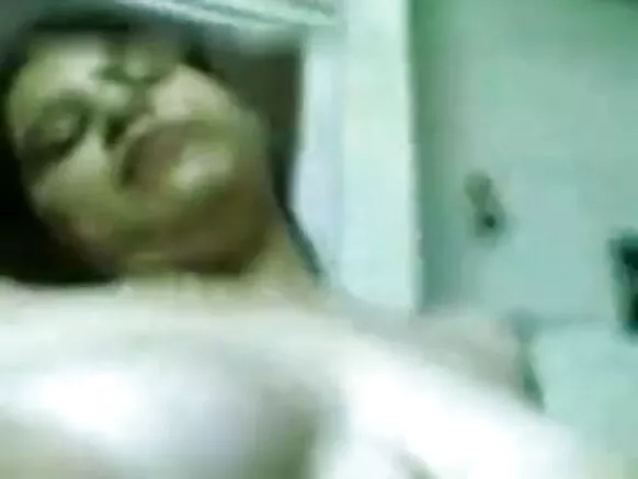 desi india gorda ମାଉସୀ ଉଲଗ୍ନ ହୁଅନ୍ତି