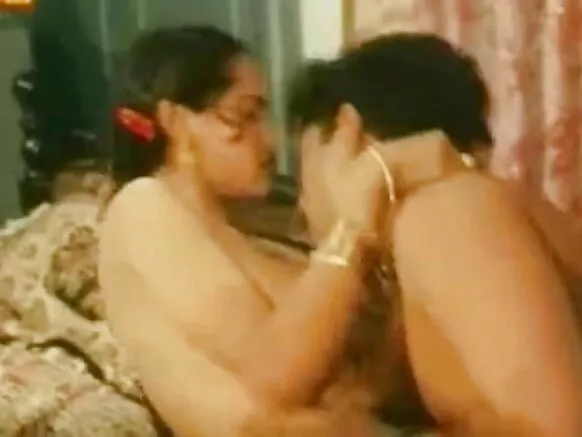 ମଲୁ ହୋଲିଉଡ ସେକ୍ସ ଫଟୋ ପ୍ରଥମ ରାତିରେ ମଲୁ