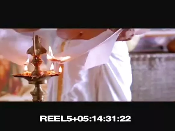 ନନ୍ଦାନା ସେନ୍ ଟପଲେସ୍ ସେକ୍ସି ହିନ୍ଦୀ ଫିଲ୍ମ ସେକ୍ସି ରାସିଆରେ ପୁରା ସ୍ତନ ଦେଖାଏ - ଟପଲେସ୍