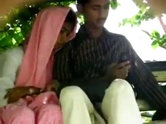 ଲଭର୍ ଷ୍ଟ୍ରୋ ଏବଂ ସେକ୍ସି ଲଭର୍ ଚଳଚ୍ଚିତ୍ର ପ୍ରତିଛବି ପ୍ରତିଛବି ଡିଜିଟାଇଜେସନ୍ ଇନପ୍ୟାକ୍