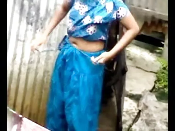 ଦେଶୀ girl ିଅ ସ୍ନାନ ଇଂରାଜୀ ଫଟୋ ଶୋ ସେକ୍ସି girl ିଅ ବାହାରେ