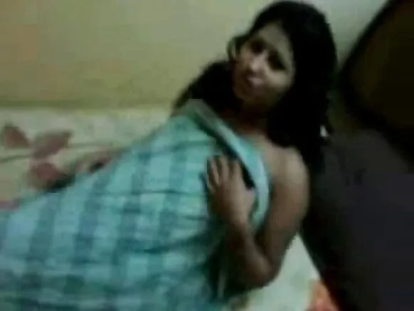 ଭଲ ସ୍ୱର ସେକ୍ସି ହିନ୍ଦୀ ପ୍ରଭାବ ପୂର୍ଣ୍ଣ