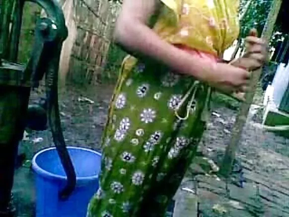 ବଙ୍ଗଳା ଦେଶୀ ଲଜ୍ଜାଜନକ ସମ୍ପର୍କୀୟ ନୁପୁର ଯୁବକମାନେ ଗାଧୋଇବା ଦେଶୀ ବଙ୍ଗଳା ବାହାଘର ହିନ୍ଦୀ ସେକ୍ସି ଫିଲ୍ମ